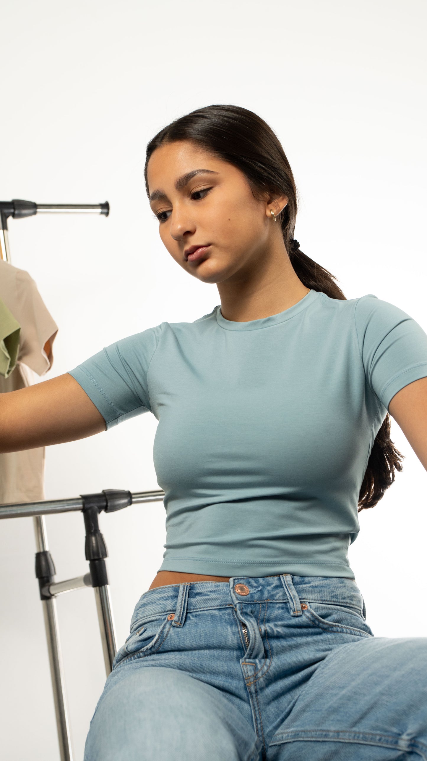 Bamba Bloom Crop Tee Azul Claro de Mujer